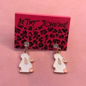 Betsey Johnson Bunny Rabbit Enamel Pierced Earrings